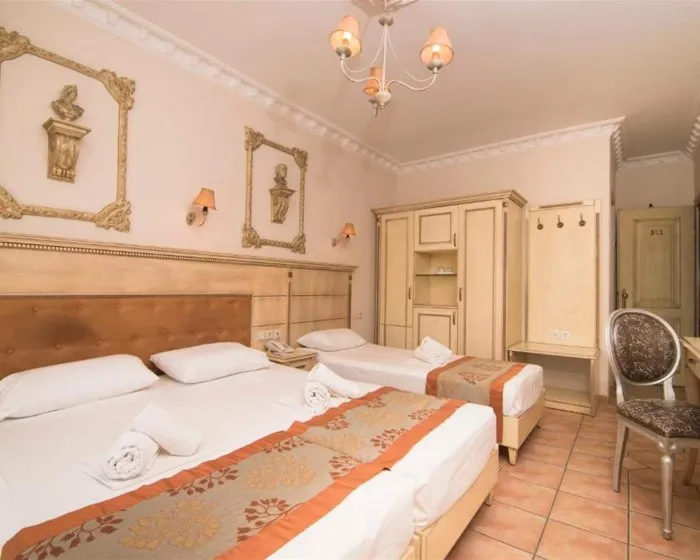 Parthenon Art Hotel & Executive Wing, Olimpik Bič, Grčka — Quadruple Room /G