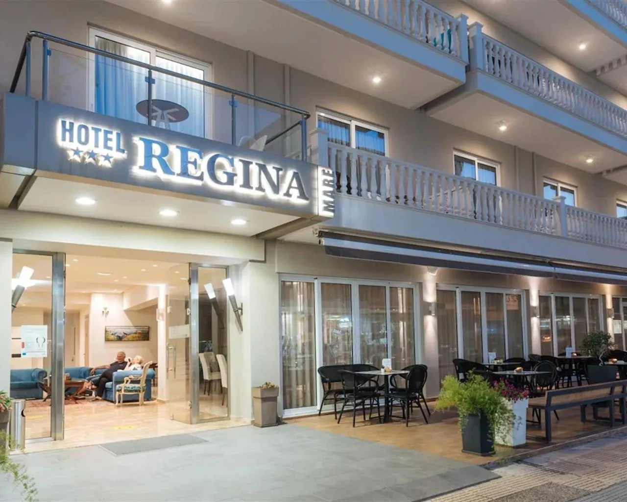 Regina Mare Hotel, Paralija