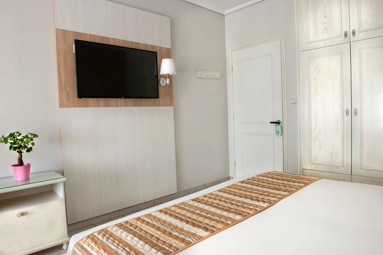 Strass Hotel, Paralija, Grčka — Spacious Triple Room