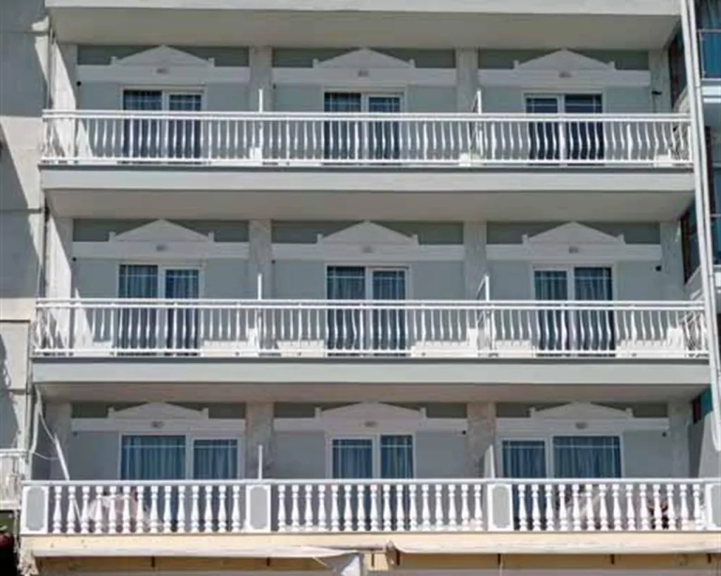 Themis Beach Hotel, Paralija, Grčka — plaža