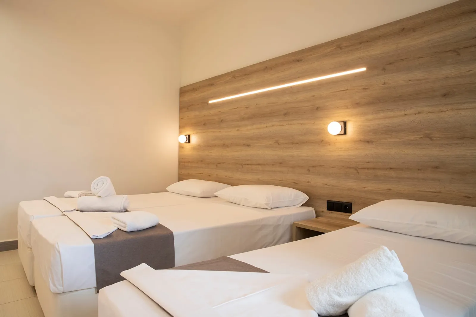 Dafni Plus Hotel, Leptokarija, Grčka — Standard Triple