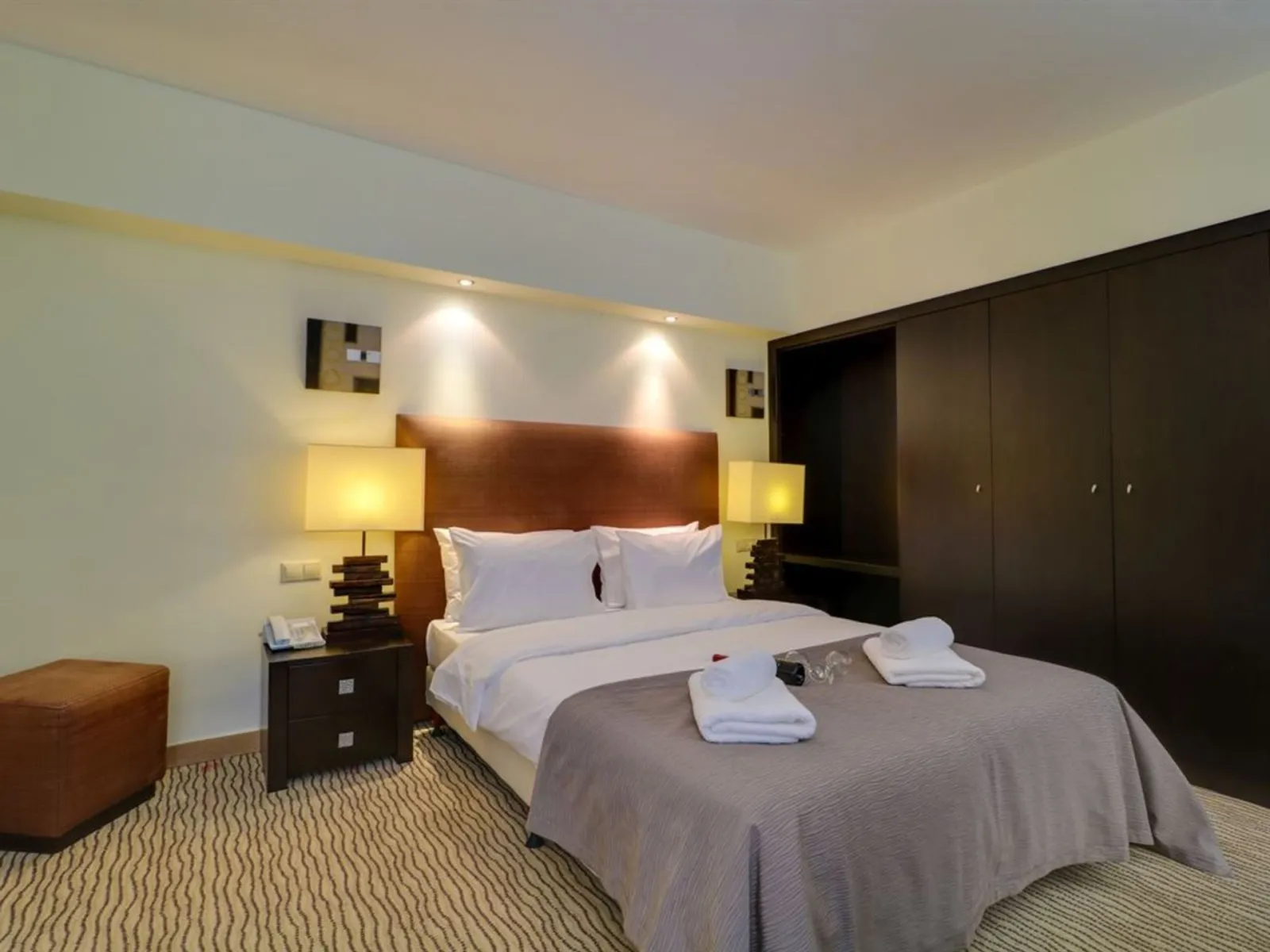 Olympian Bay Grand Resort By Anayia All-Inclusive Resorts, Leptokarija, Grčka — Suite