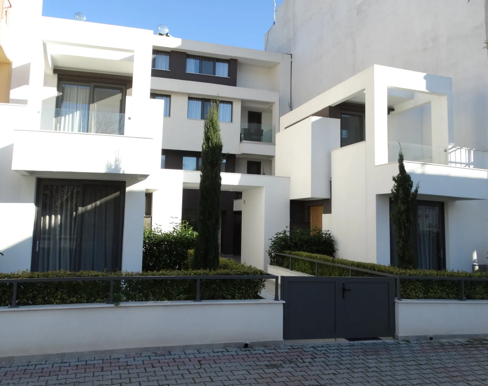 Olympos Suites Apartments, Leptokarija, Grčka — Maisonette on Ground Floor with Mountain View