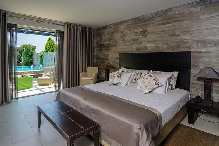 Dion Palace Resort & Spa By Anayia All-Inclusive Resorts, Gritsa Litohoro, Grčka — Bungalow De Lux with private Pool