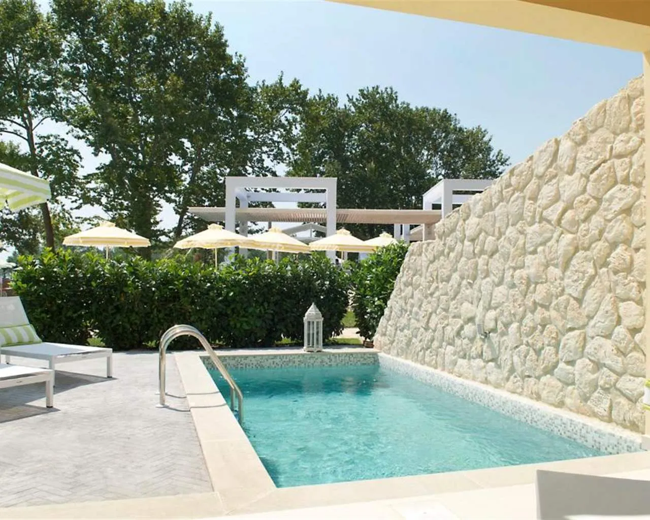 Litohoro Olympus Resort Villas & SPA, Plaka Litohoro, Grčka — Villa 2 BedRoom V.I.P Executive with Private Pool, Jacuzzi
