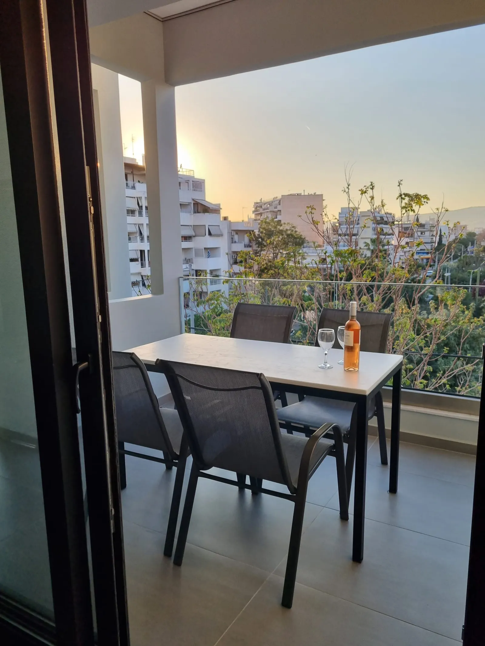10 Apartments & Suites Athens, Atens Riviera, Grčka — Deluxe Apartment
