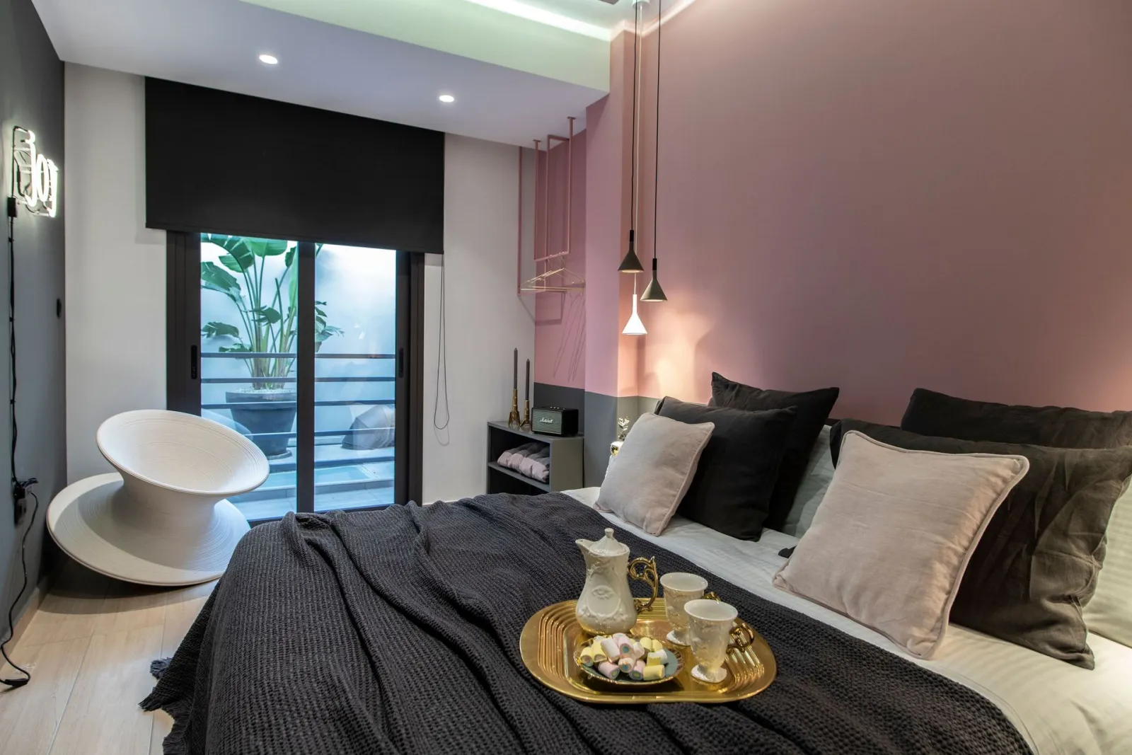 14 Reasons Why Athens, Monastiraki, Grčka — Deluxe Double Room