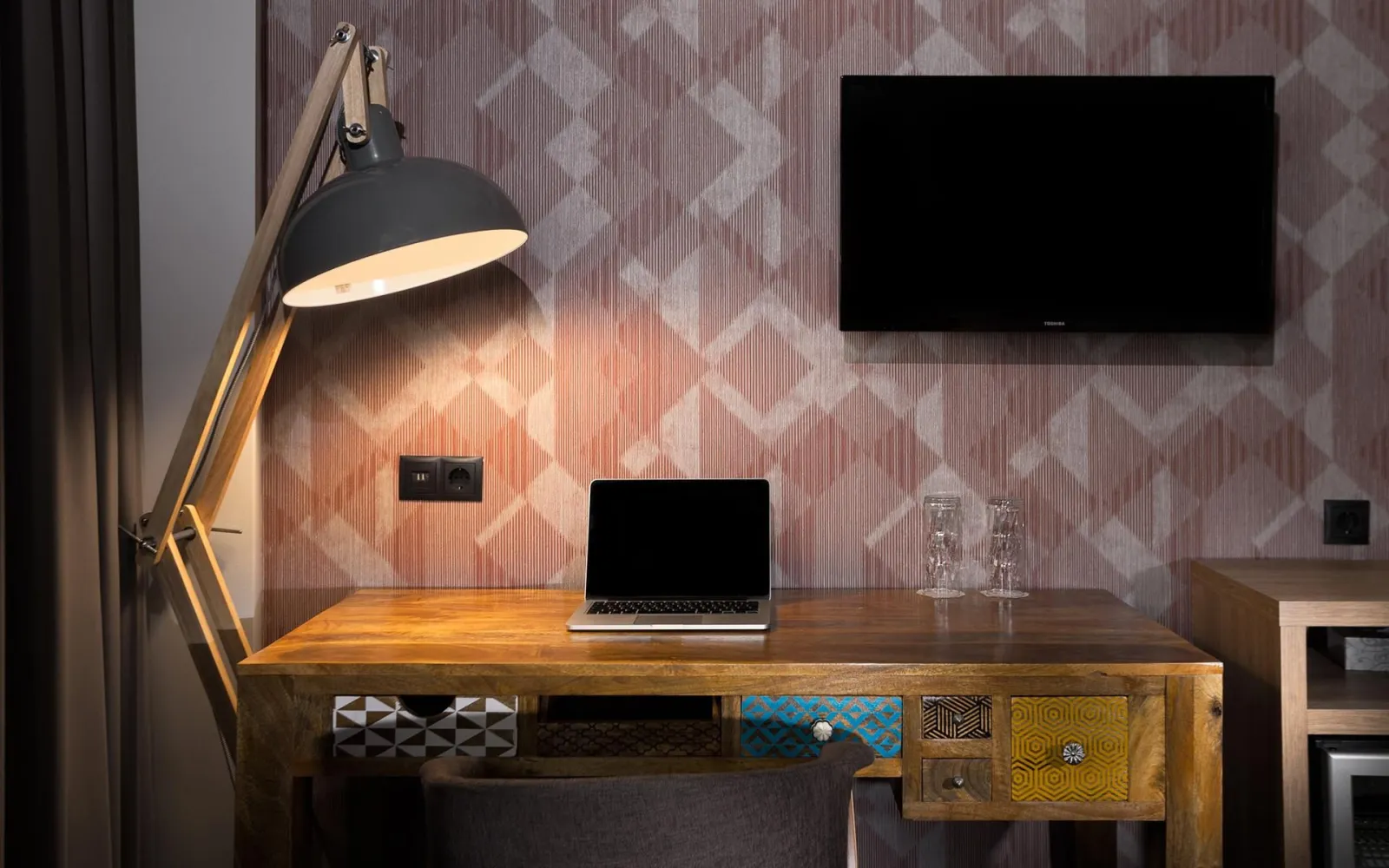 360 Degrees Pop Art Hotel, Monastiraki, Grčka — Suite with Spa Bath