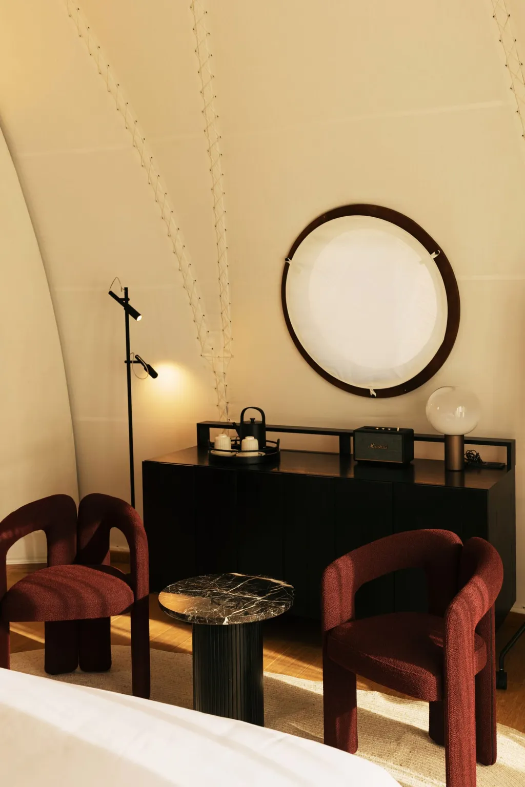 91 Athens Riviera, Atens Riviera, Grčka — Accessible Cabana with Plunge Pool