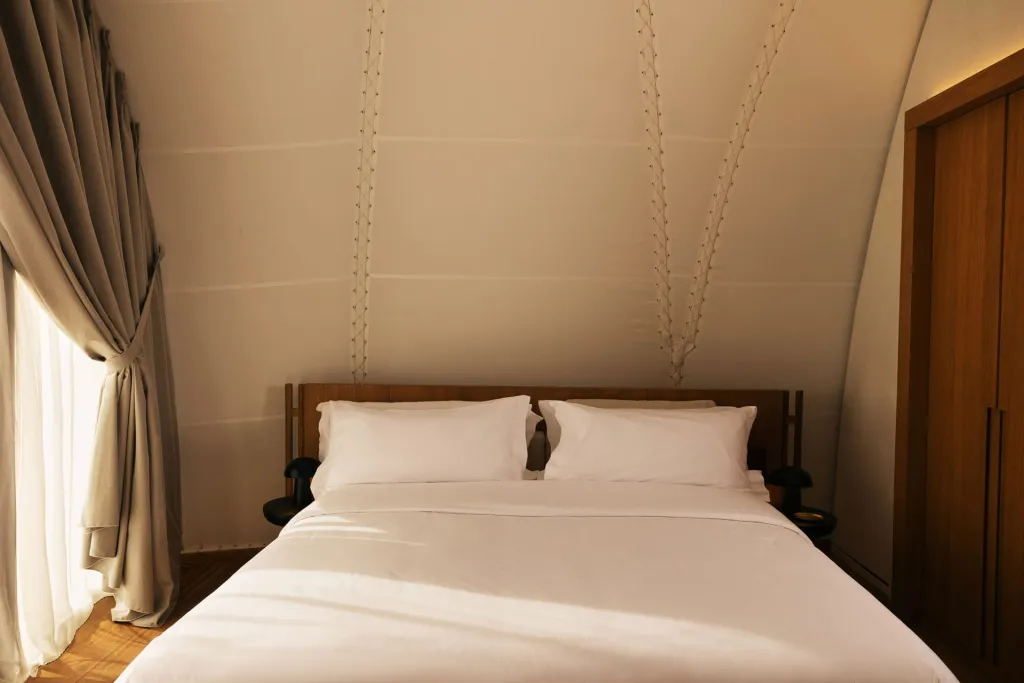 91 Athens Riviera, Atens Riviera, Grčka — Accessible Cabana with Plunge Pool