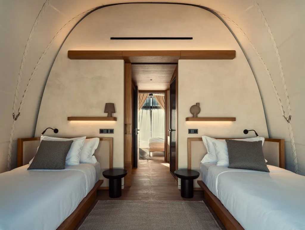 91 Athens Riviera, Atens Riviera, Grčka — Cabana 2-Βedroom with Plunge Pool