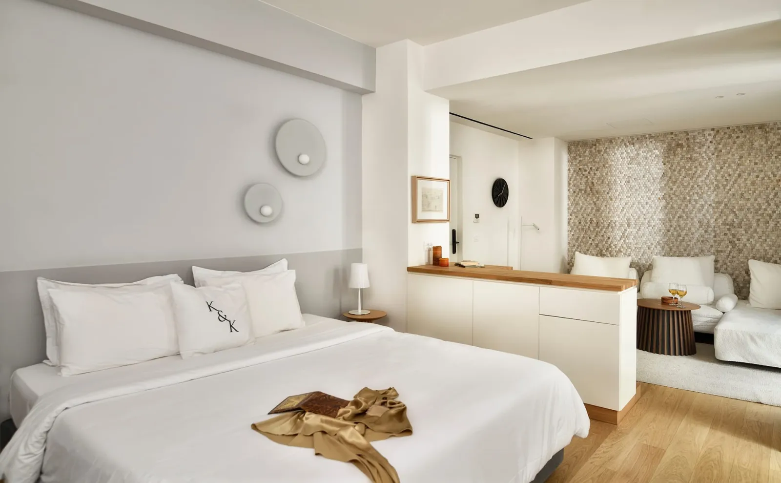 Aionion Residences Βy Κ&Κ, Monastiraki, Grčka — Daphne Suite By K&Κ