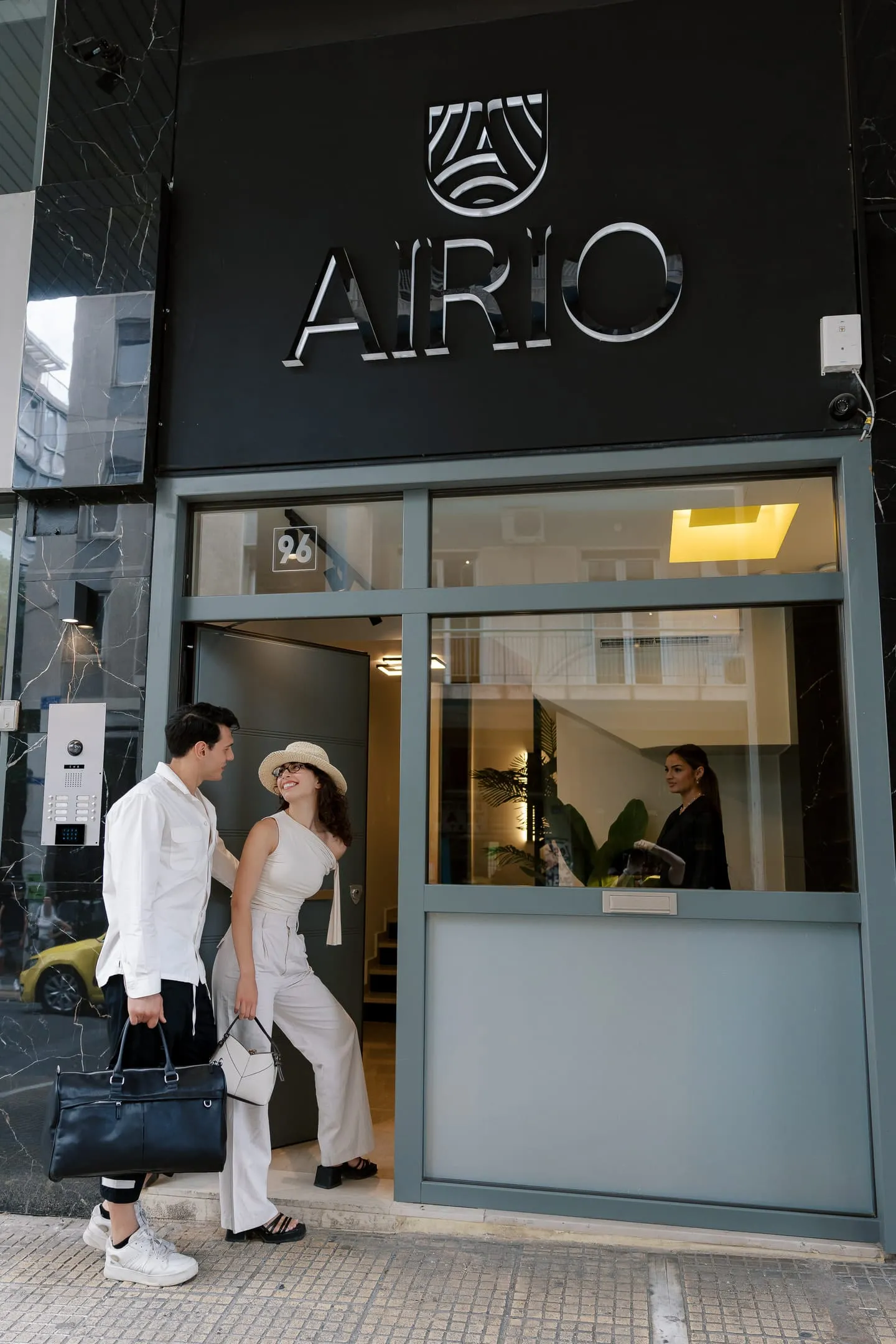 Airio, Kolonaki