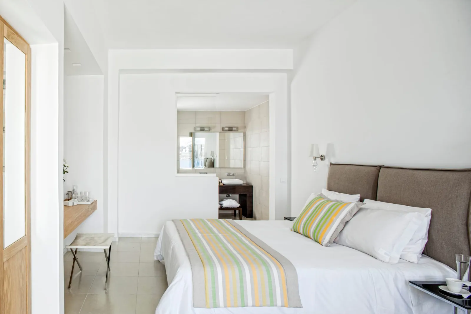 DeLight Boutique Hotel - Small Luxury Hotels of the World, Ornos, Grčka — Suite Sea View