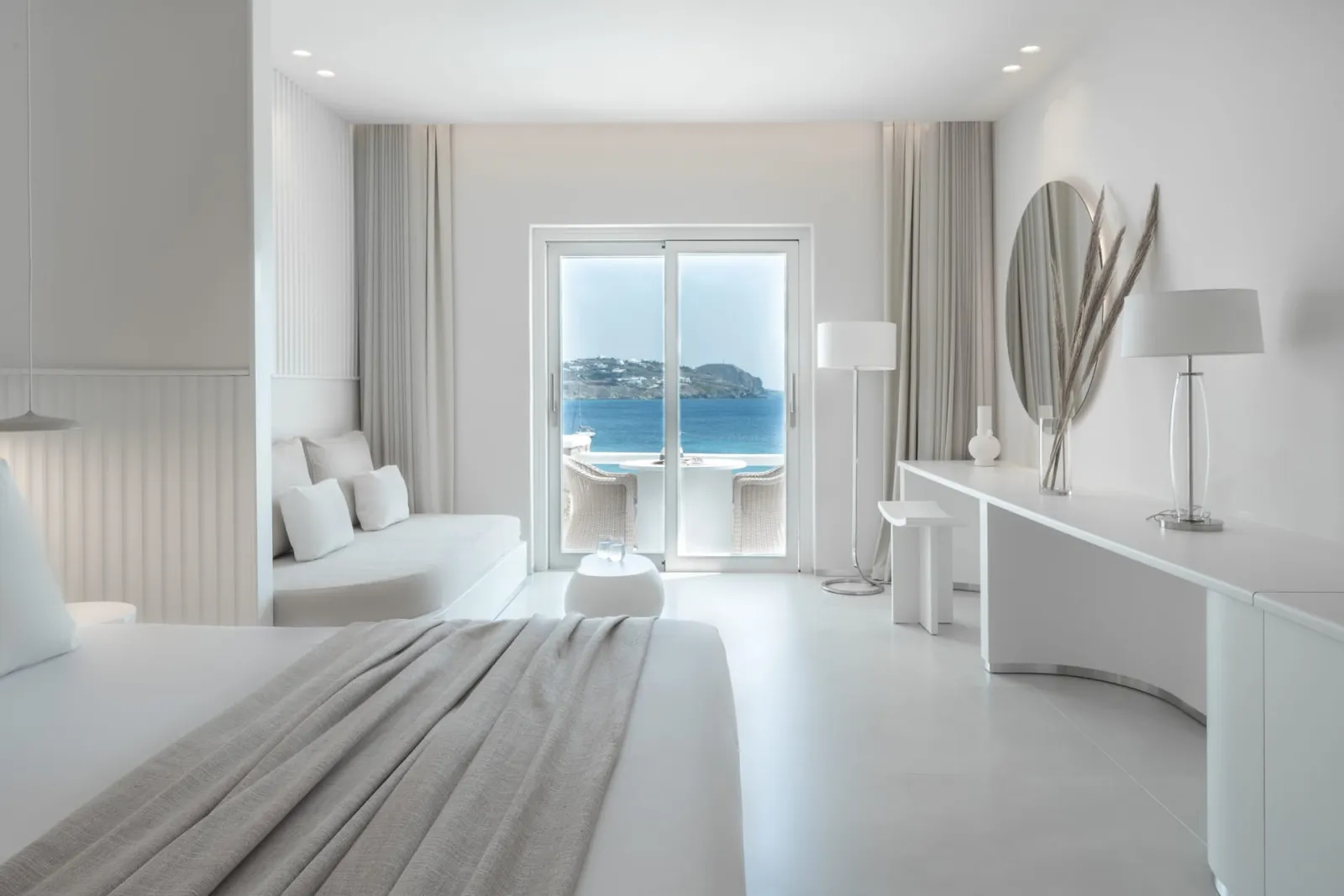DeLight Boutique Hotel - Small Luxury Hotels of the World, Ornos, Grčka — Superior Suite Sea View