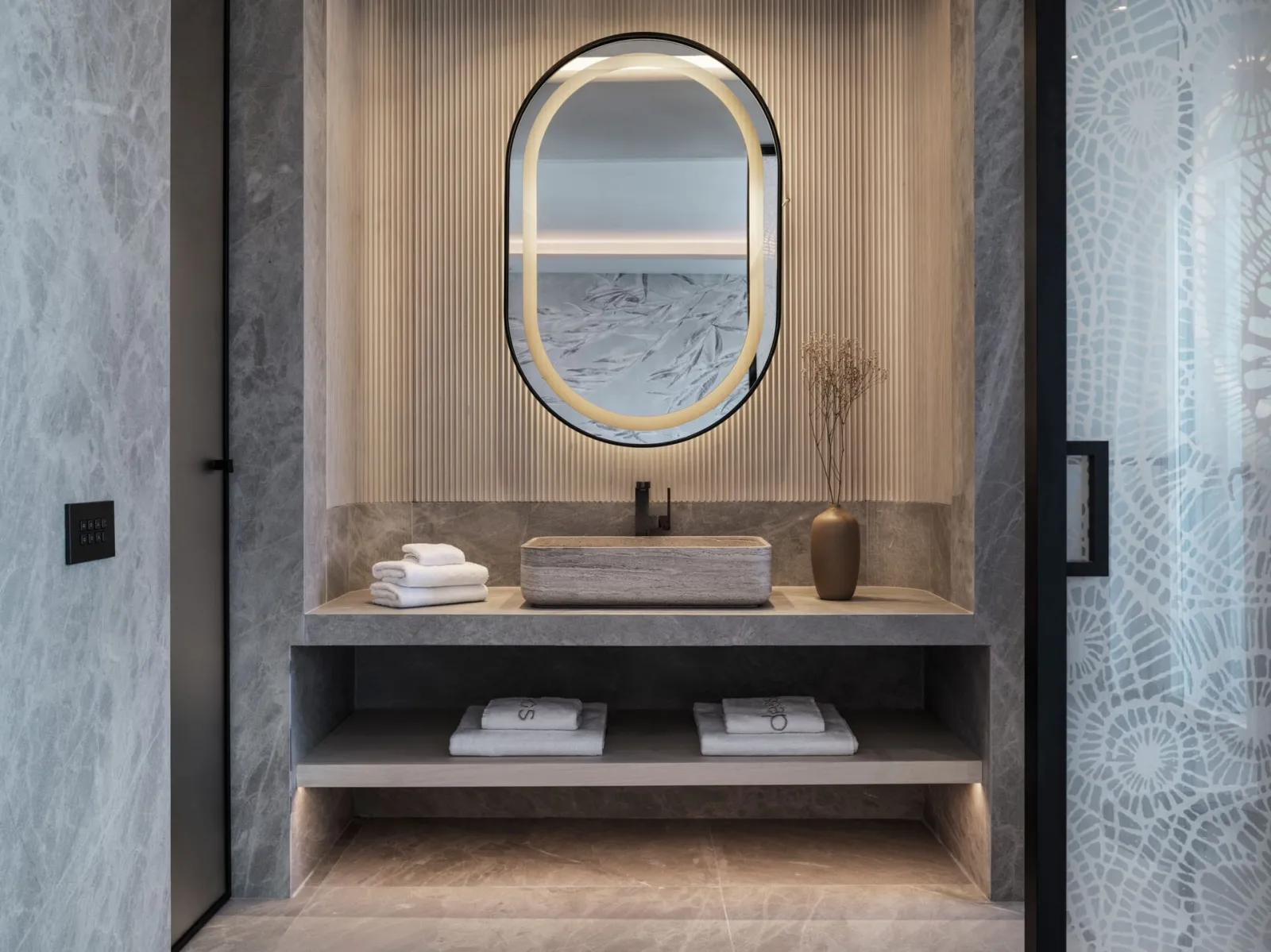 Deos Mykonos, A Myconian Collection-Adult Only, Tagoo, Grčka — DELTA Room with Outdoor Hot Tub & Sea View