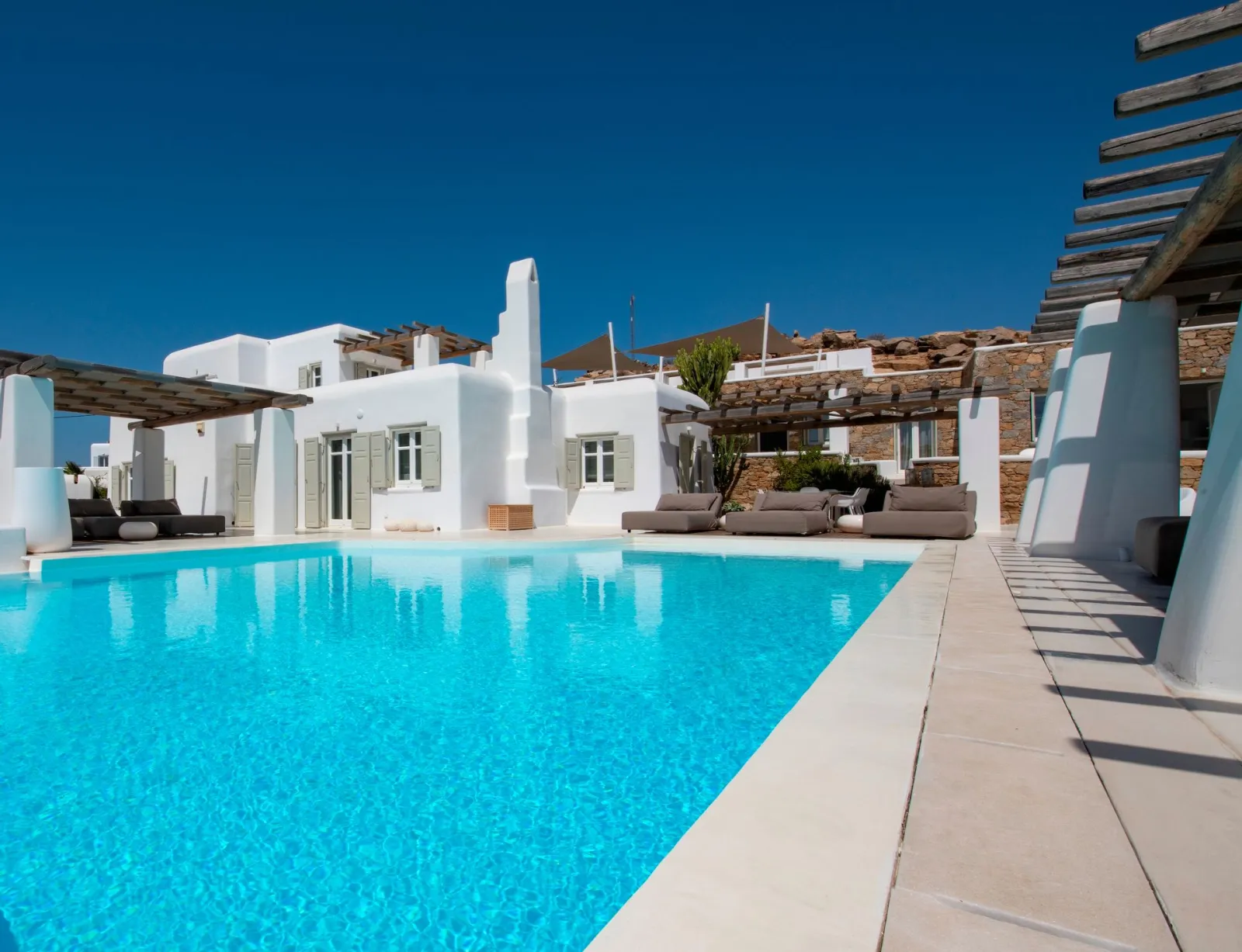 Diles Villas & Suites Mykonos, Tagoo, Grčka — Villa Opal - 8 Bedroom Villa with private pool