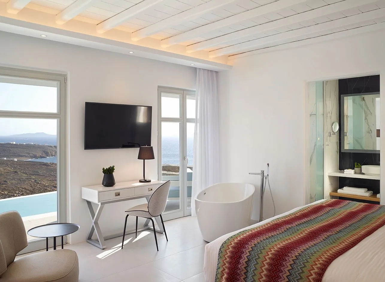 Epic Blue Mykonos, Hulakia, Grčka — Two-Bedroom Villa with Private Pool Panoramic Sea View - 96 m²