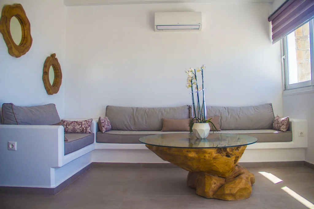 Eternal Suites Mykonos, Petinaros, Grčka