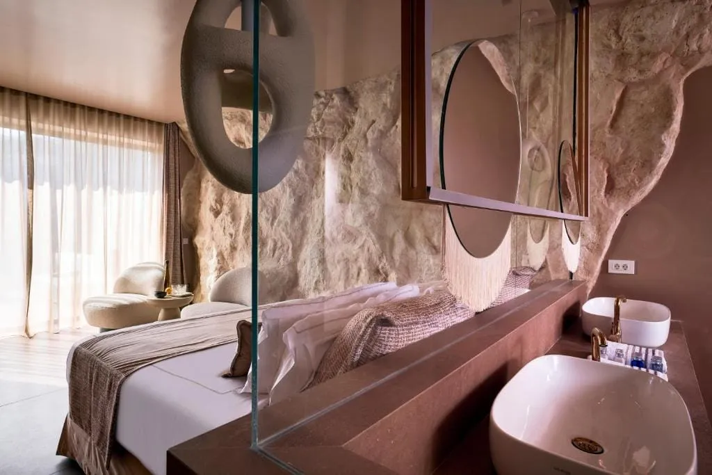 Ethereum Mykonos, Psaru, Grčka — Sea View Suite With Private Heated Pool