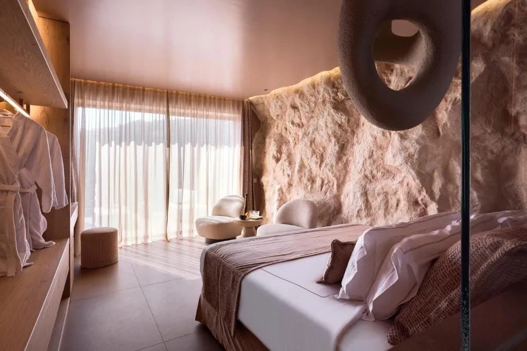 Ethereum Mykonos, Psaru, Grčka — Sea View Suite With Private Heated Pool