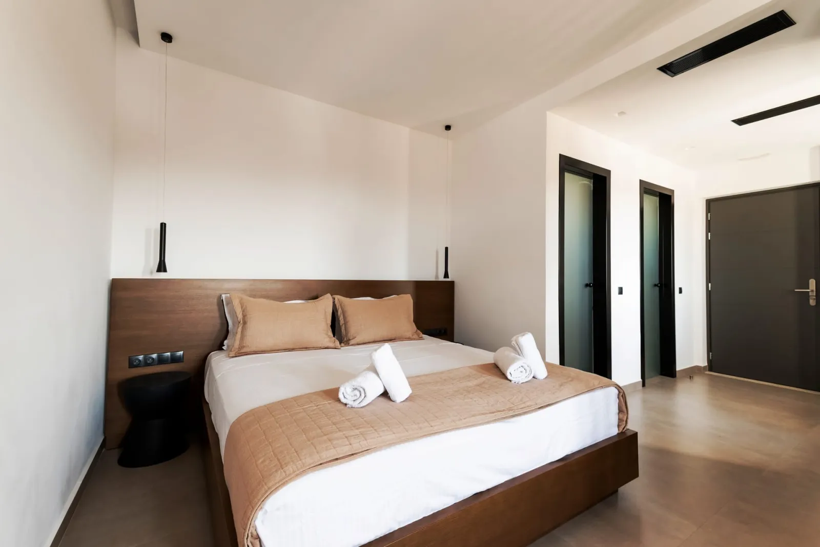 Evi Suites & Villas, Psaru, Grčka — Premium Plunge Pool Suite Sea View