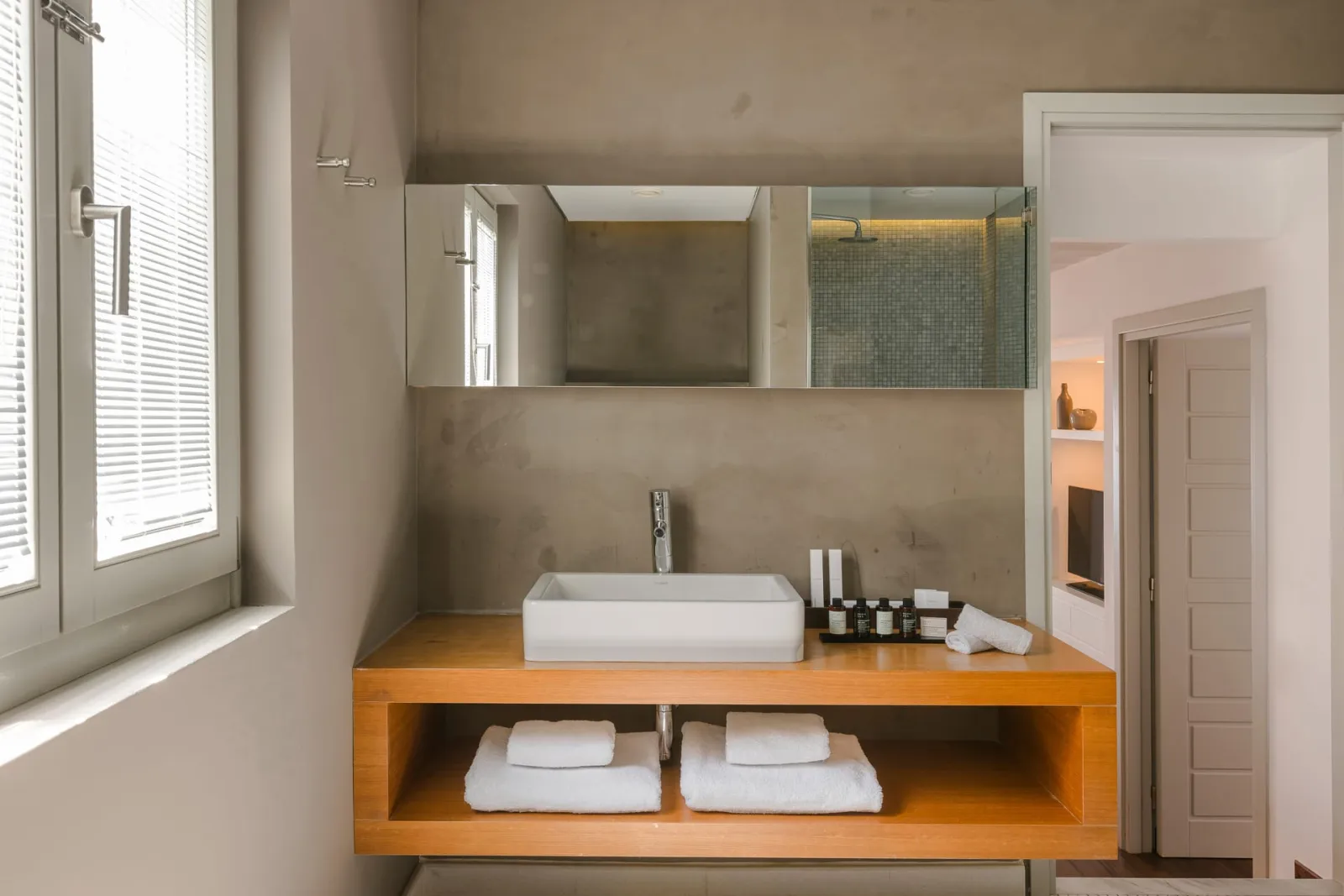Grace Mykonos, Agios Stefanos, Grčka — Superior Suite Sea View