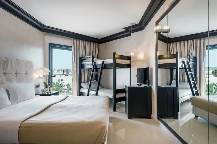 Mitsis Faliraki, Rodos, Grčka — Quadruple Room Sea View