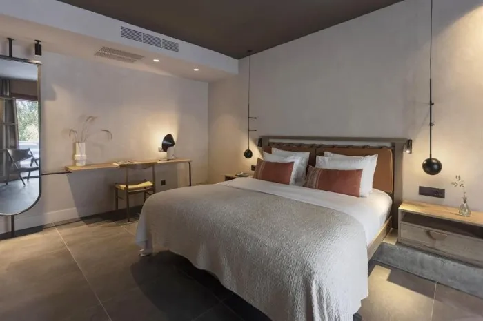 Aulus Lindos Rhodes, Curio Collection by Hilton, Rodos, Grčka — Bungalow Suite Tropical