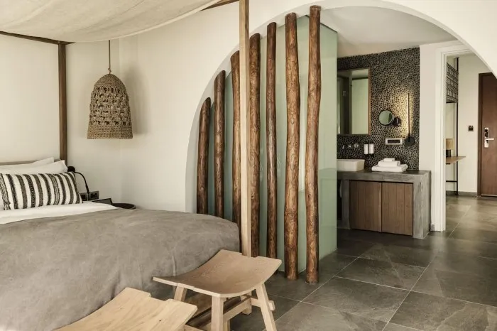Aulus Lindos Rhodes, Curio Collection by Hilton, Rodos, Grčka — Bungalow Suite Tropical Zen with Private Pool