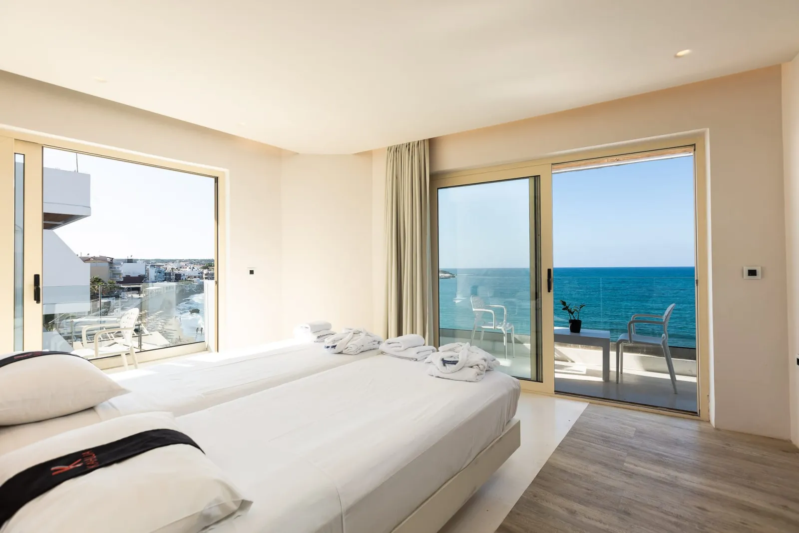 Kahlua Sea View Suites / DM, Hersonisos, Grčka — Junior Suite with Sea View