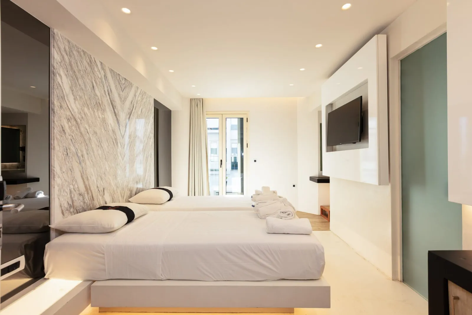 Kahlua Sea View Suites / DM, Hersonisos, Grčka — Junior Suite with Side Sea View