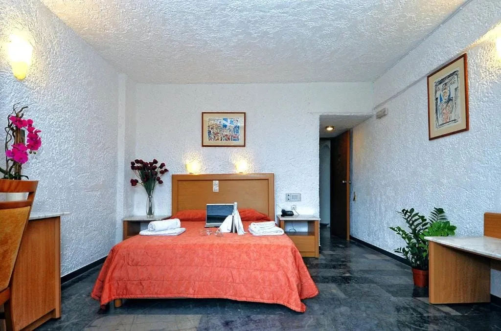 Karteros Hotel, Iraklion, Grčka — Standard Room with Sea View