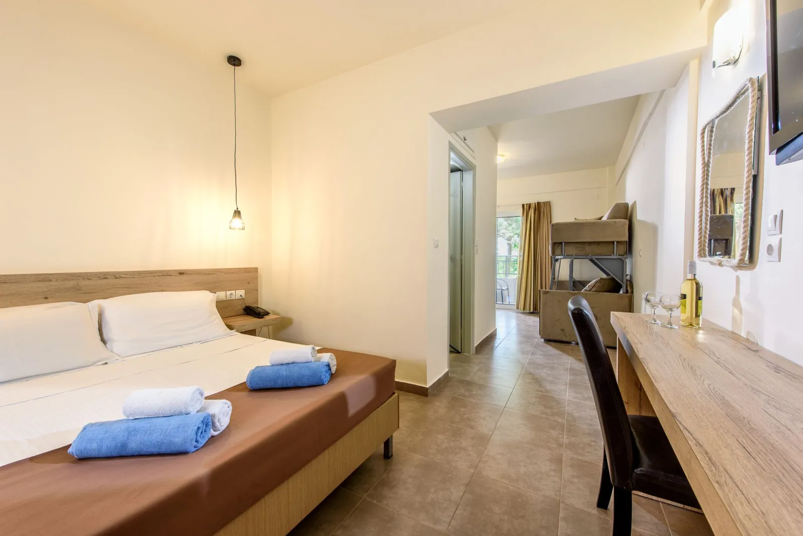 Katrin Hotel & Bungalows, Kutulufari, Grčka — Family Room Open Plan