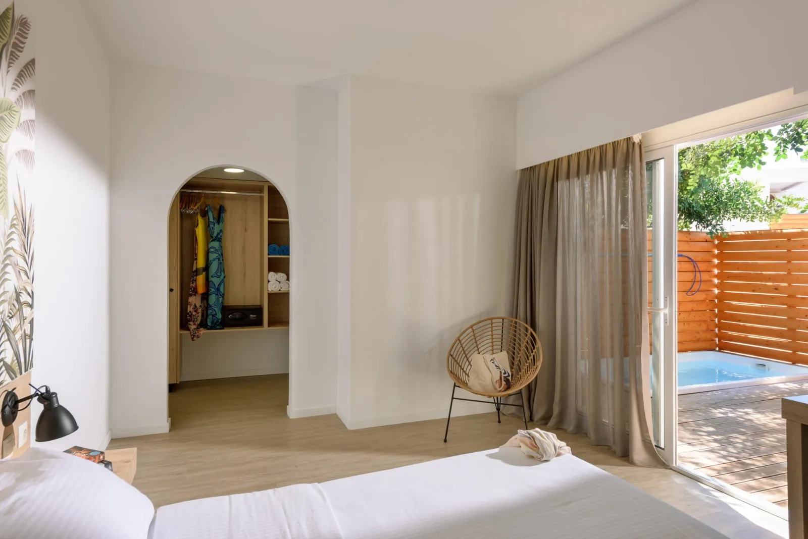Katrin Hotel & Bungalows, Kutulufari, Grčka — Double Room with Private Plunge Pool