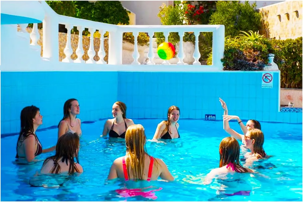 Korifi Suites Collection, Kutulufari, Grčka — fotografija 4