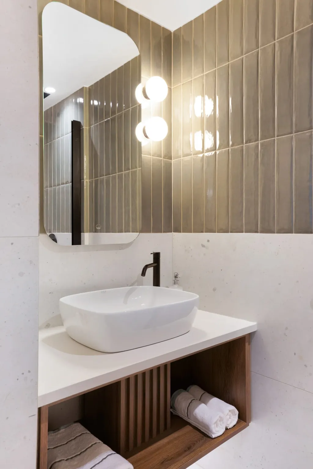 Legacy Gastro Suites, Iraklion, Grčka — fotografija 39