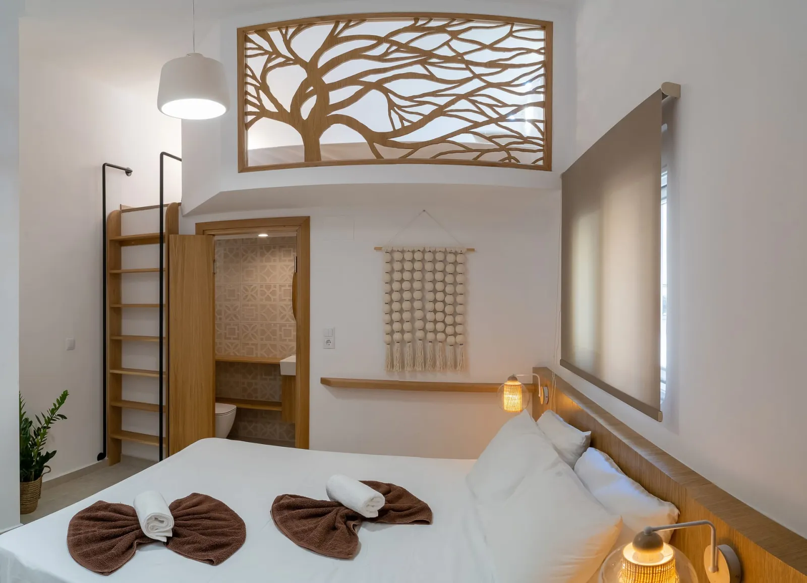 Lemon Garden Residence, Iraklion, Grčka — Oak Tree