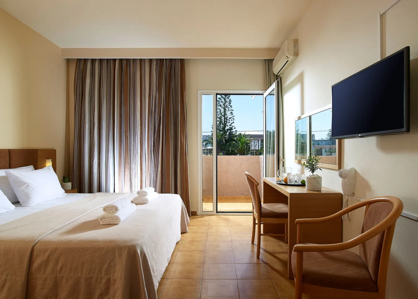 Malia Bay Beach Hotel & Bungalows, Malia, Grčka — Standard Room - Annex