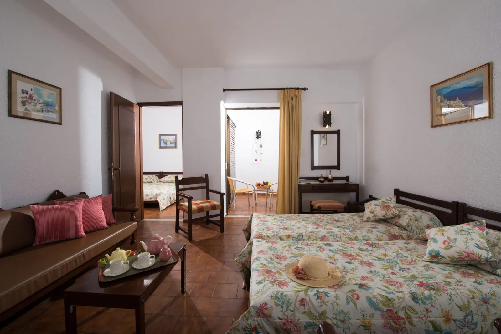 Malia Holidays, Malia, Grčka — Family Room