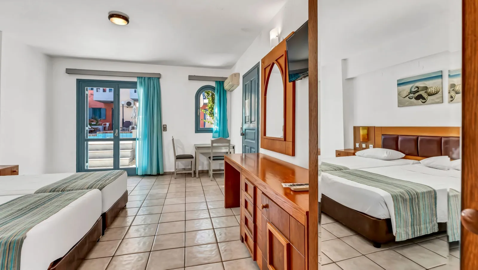 Marilisa Hotel, Gurnes, Grčka — Double Room Pool View