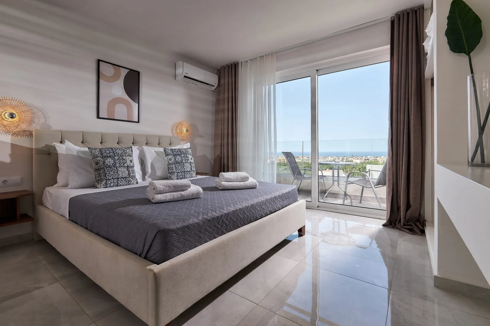 Mila Malia Suites, Malia, Grčka — Superior Quadruple Suite Sea View