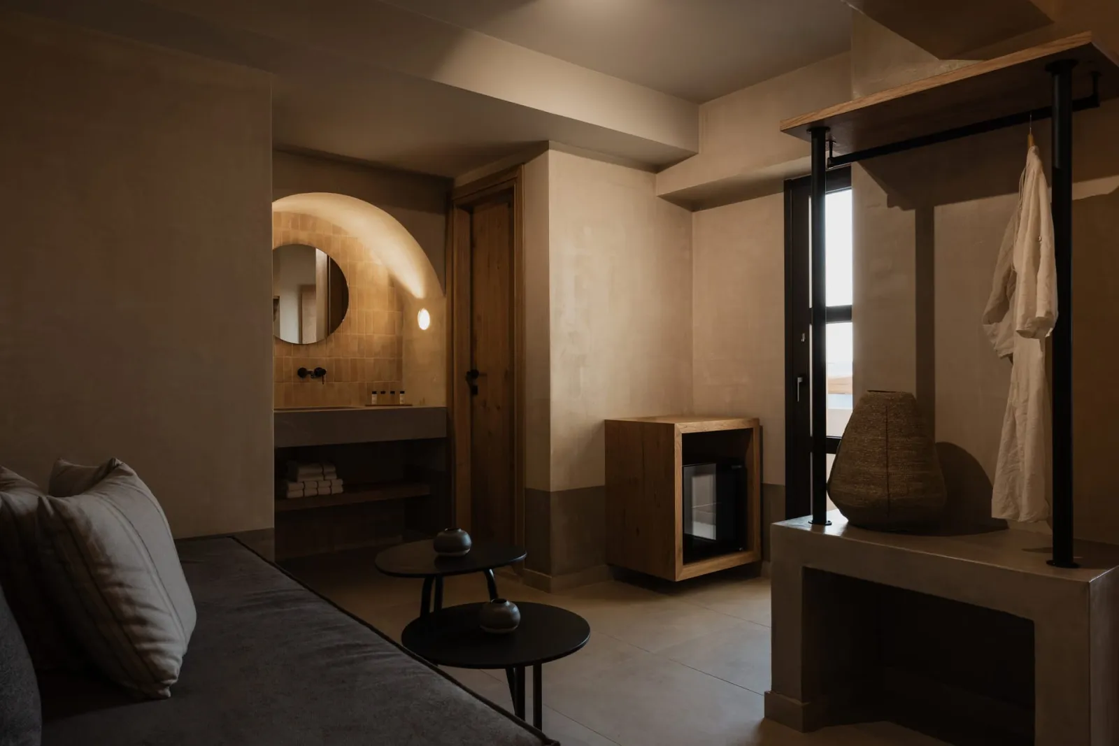 Momi Slow Living Hotel, Hersonisos, Grčka — Lithos Junior Suite Sea View Annex