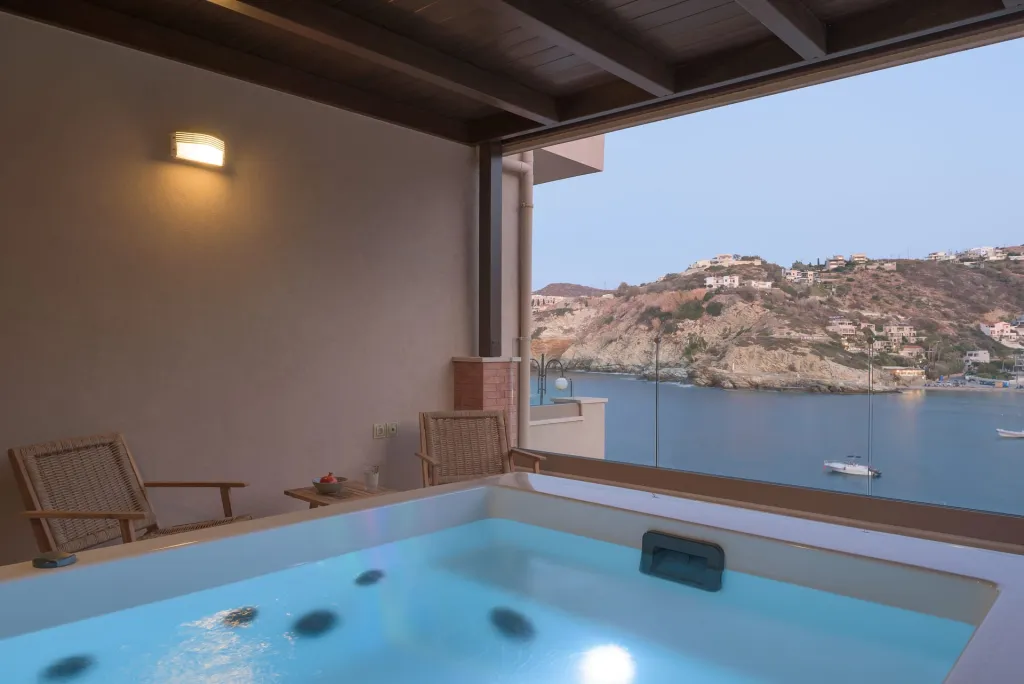 Nere Suites, Ligaria, Grčka — Nere Suite with HydroMassage