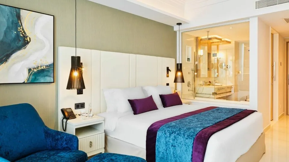 AMANTI HOTEL