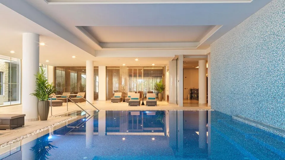 AMANTI HOTEL