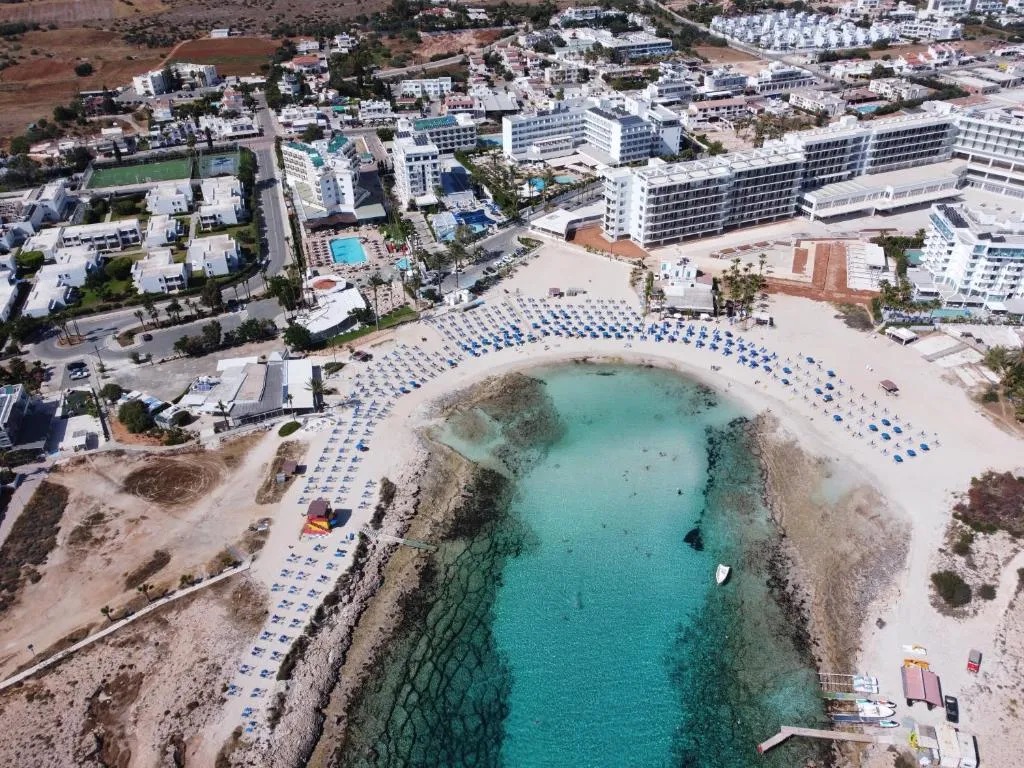 ANONYMOUS BEACH HOTEL