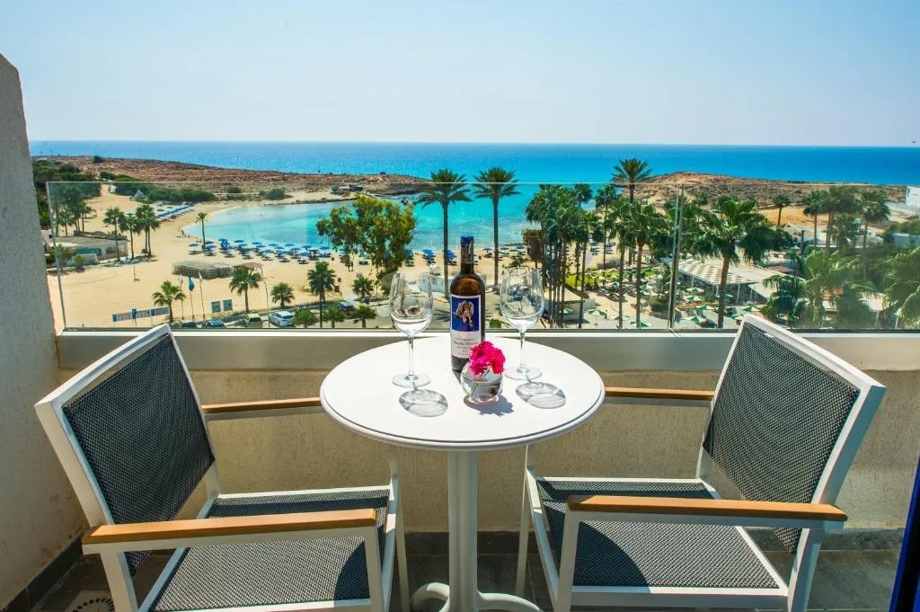 ANONYMOUS BEACH HOTEL