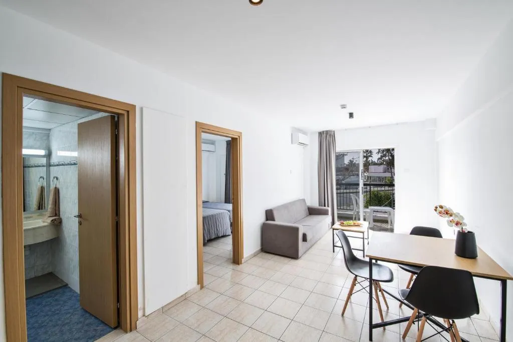 ANTHEA HOTEL APTS