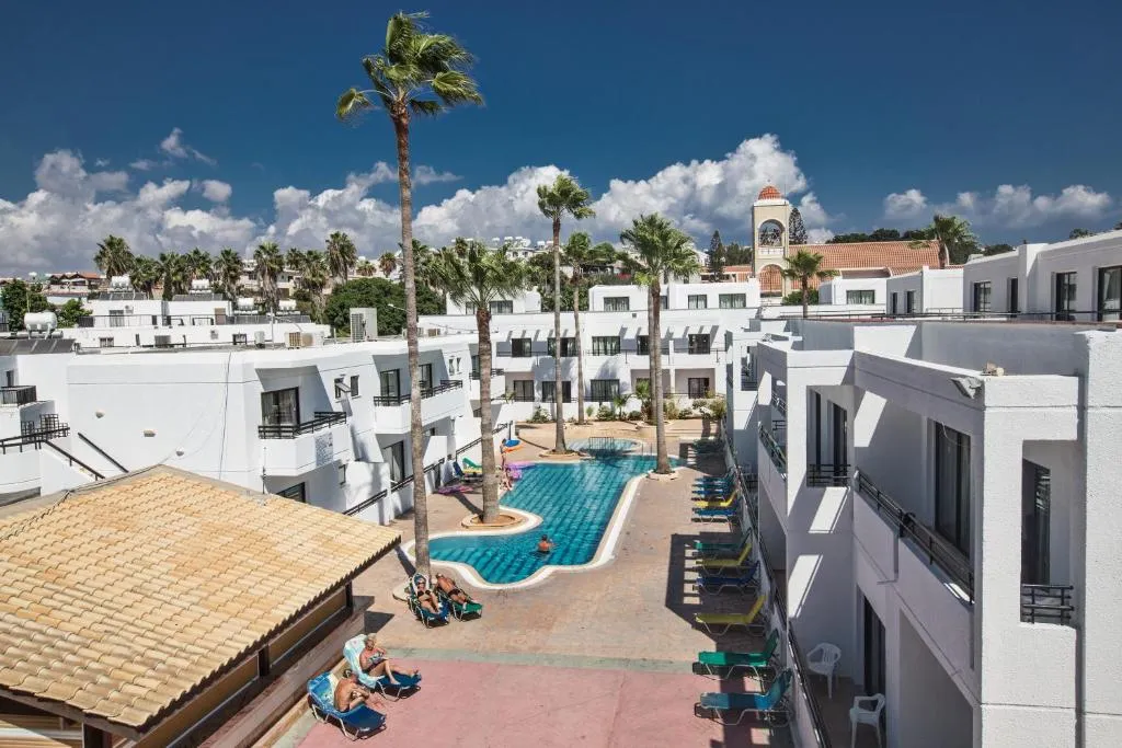 ANTHEA HOTEL APTS, Aja Napa